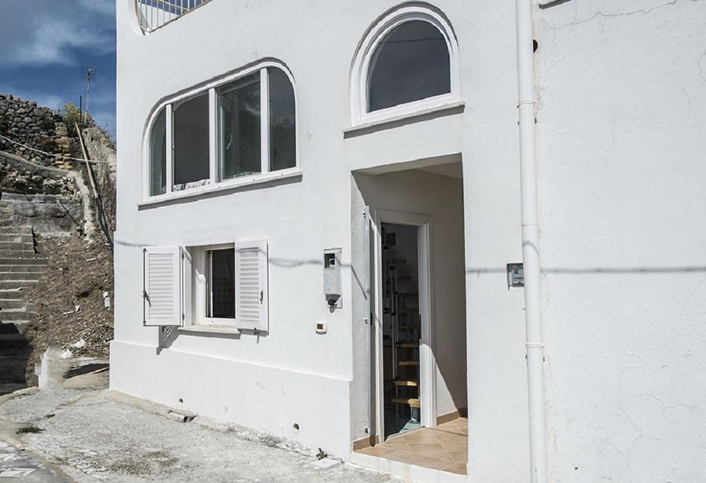 Apartamento Raffaele Ponza Habitación foto