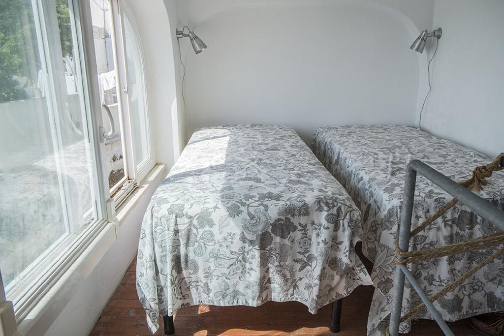 Apartamento Raffaele Ponza Habitación foto